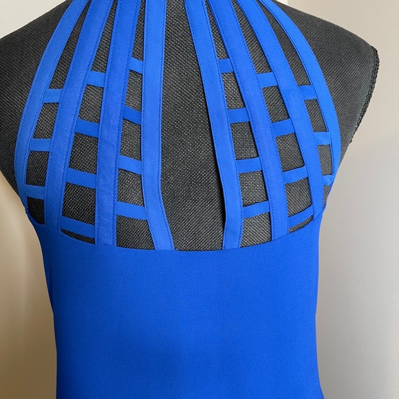 Blue top - Picture 4 of 7